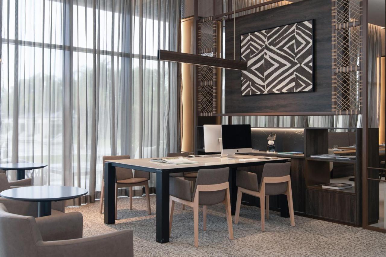Ac Hotel By Marriott Пунта-Кана Экстерьер фото