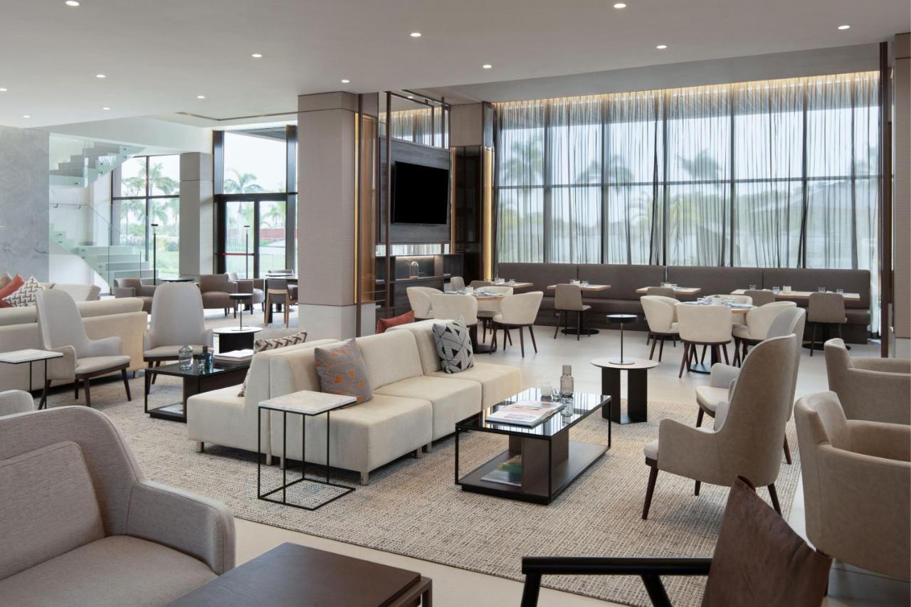 Ac Hotel By Marriott Пунта-Кана Экстерьер фото